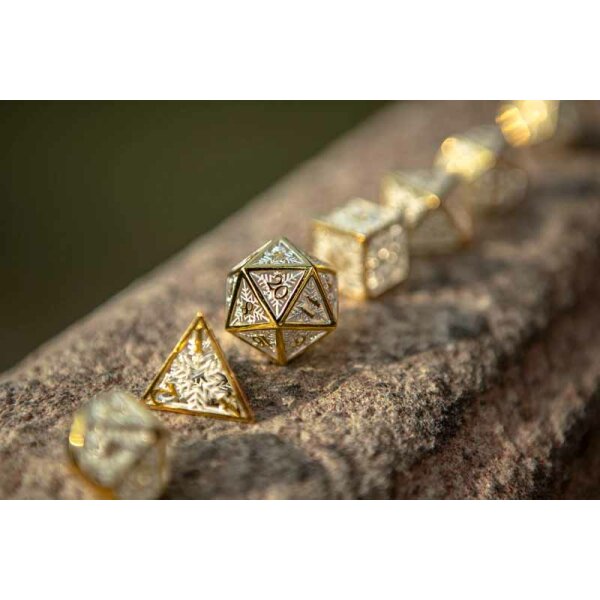 Hollow Metal Snowflake Dice Gold